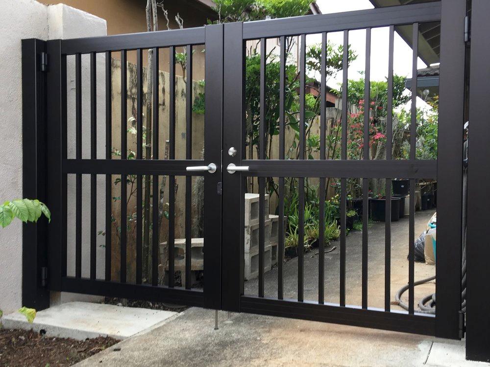 Custom Gate
